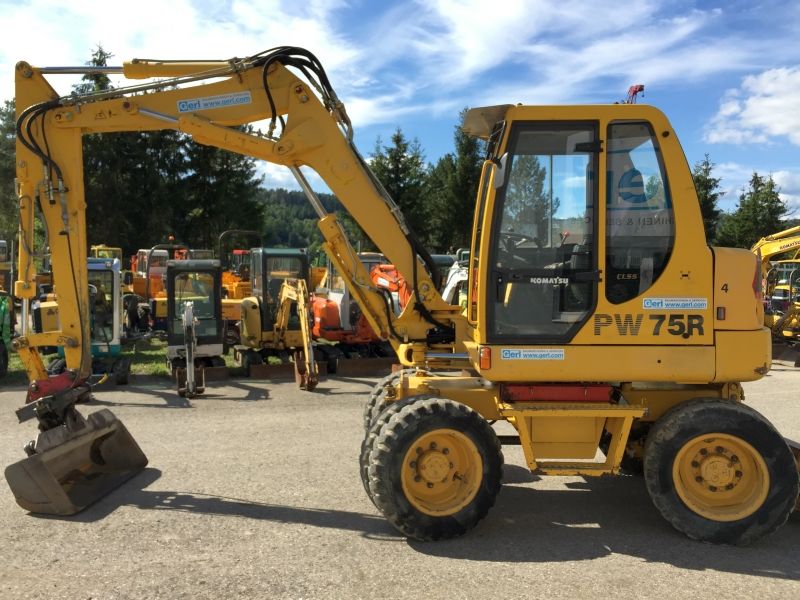 PC 75R2 KOMATSU pompa wody